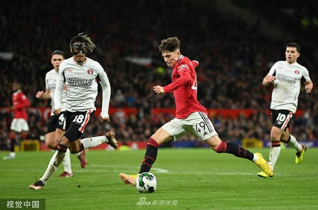 通过细致的 通过细致的